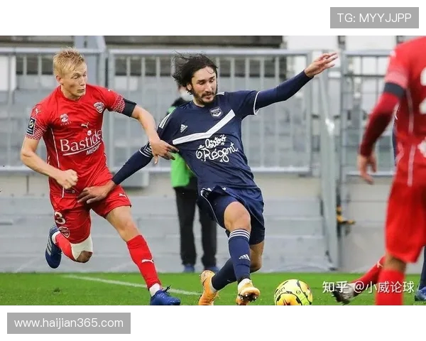 上海足球队近期状态分析与表现评估探讨