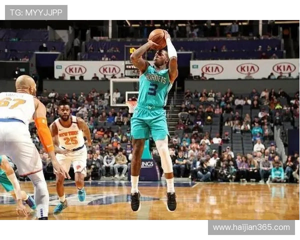 夏洛特黄蜂与犹他爵士激战正酣球迷期待精彩对决与精彩瞬间